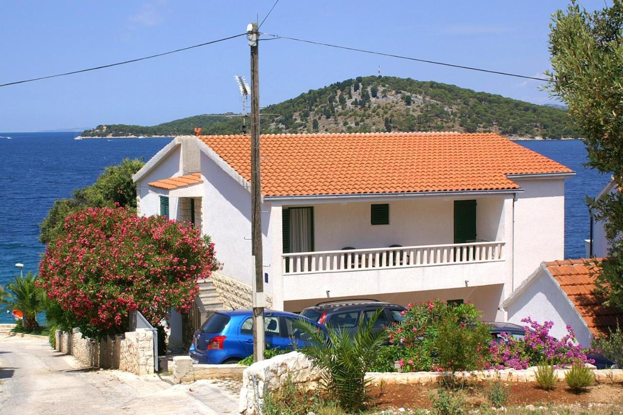Apartments By The Sea Razanj, Rogoznica - 4253 Buitenkant foto