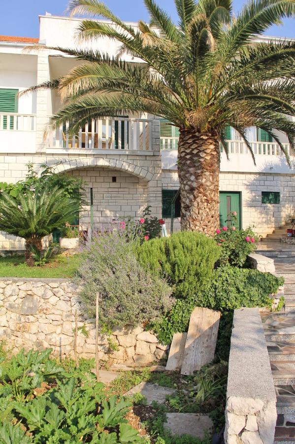 Apartments By The Sea Razanj, Rogoznica - 4253 Buitenkant foto