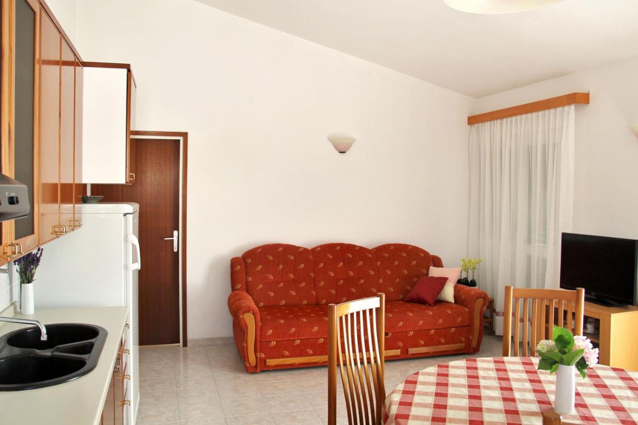 Apartments By The Sea Razanj, Rogoznica - 4253 Buitenkant foto