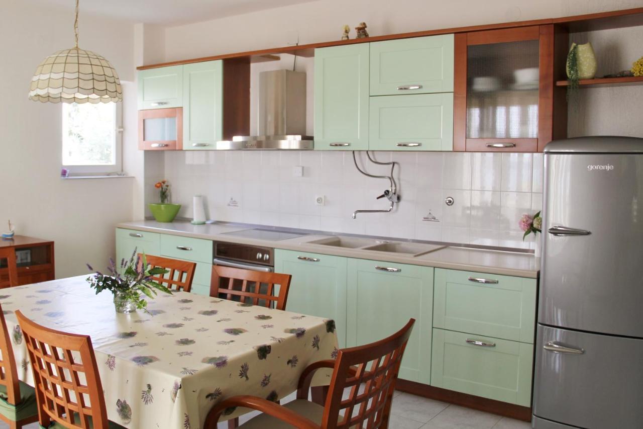 Apartments By The Sea Razanj, Rogoznica - 4253 Buitenkant foto